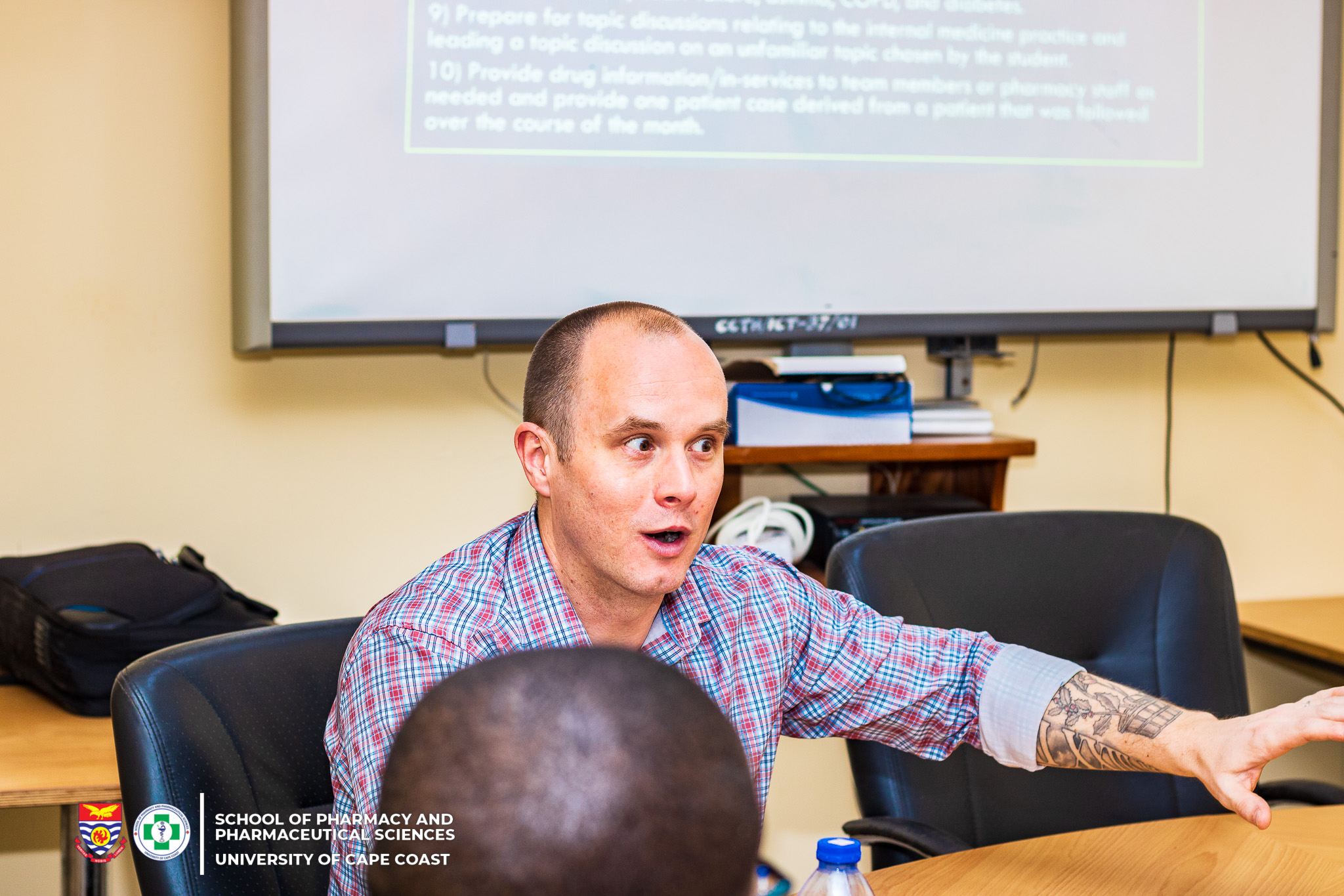 Professor Jon Wietholter addressing an issue