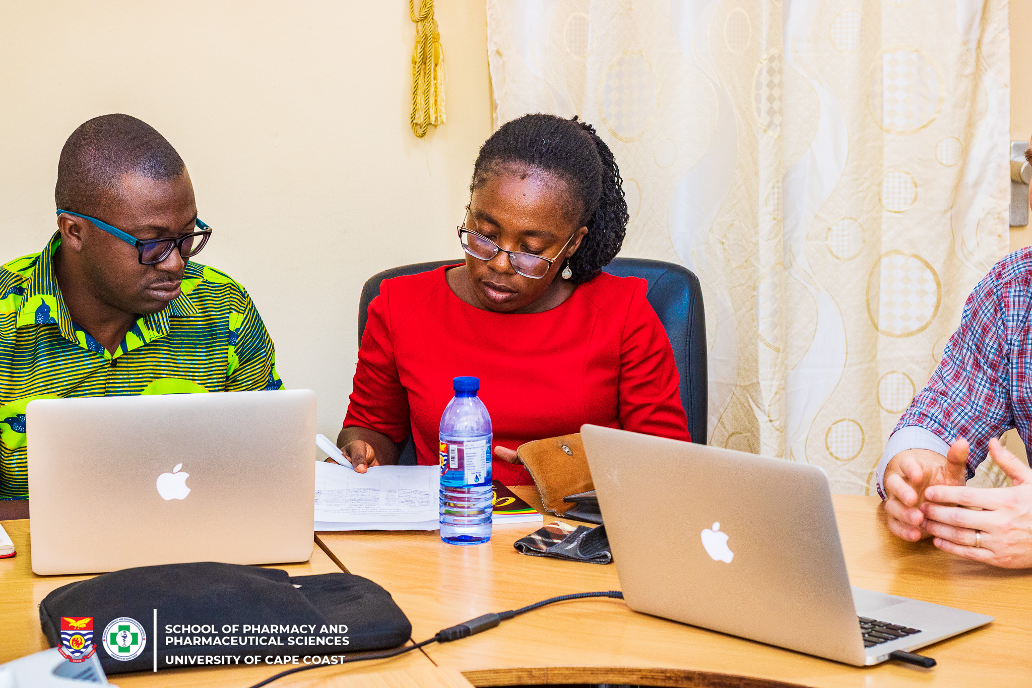 Dr Peter Binney & Mrs Constance Cobbold at Professor Jon Wietholter's Workshop
