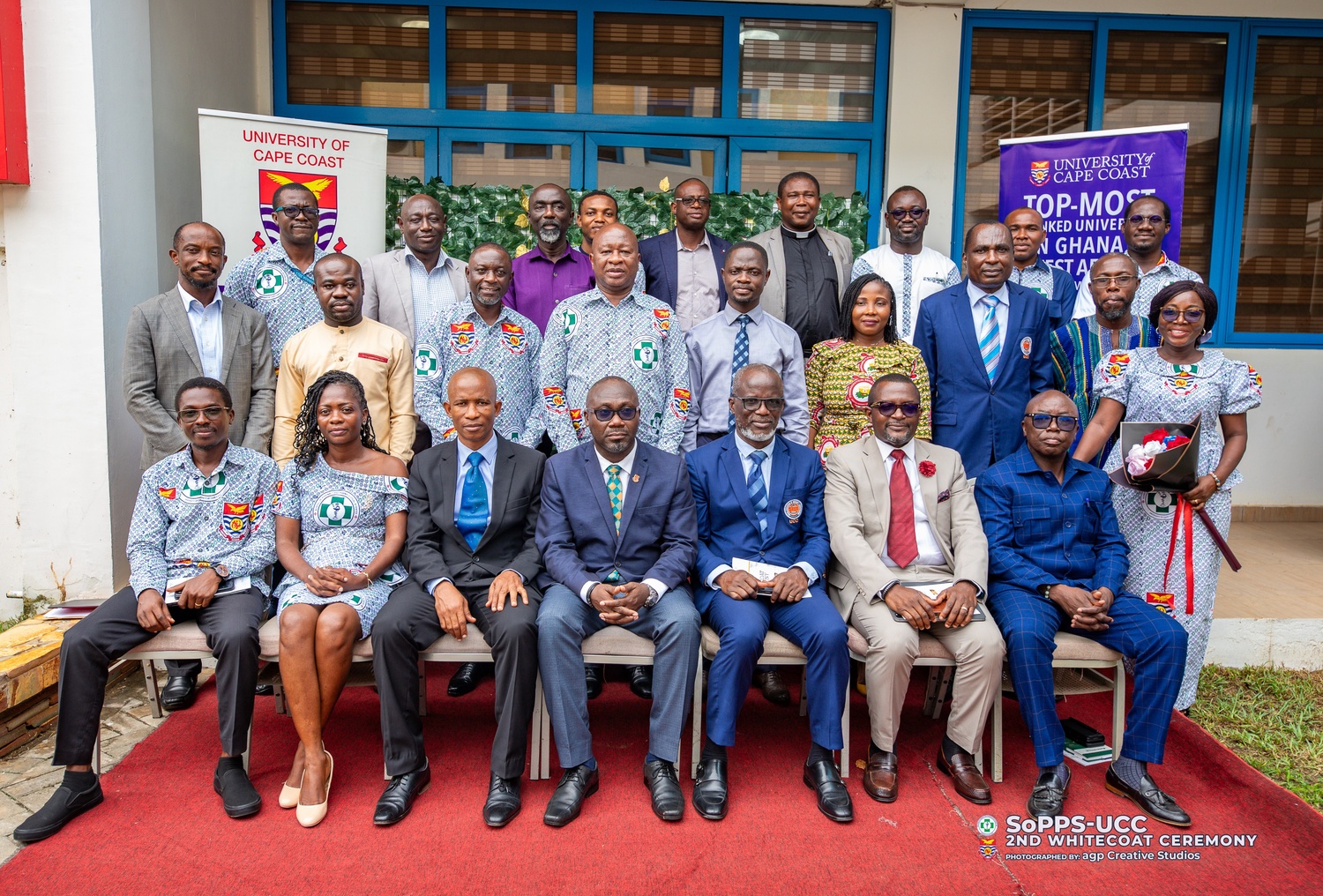 Dignitaries and Faculty Members